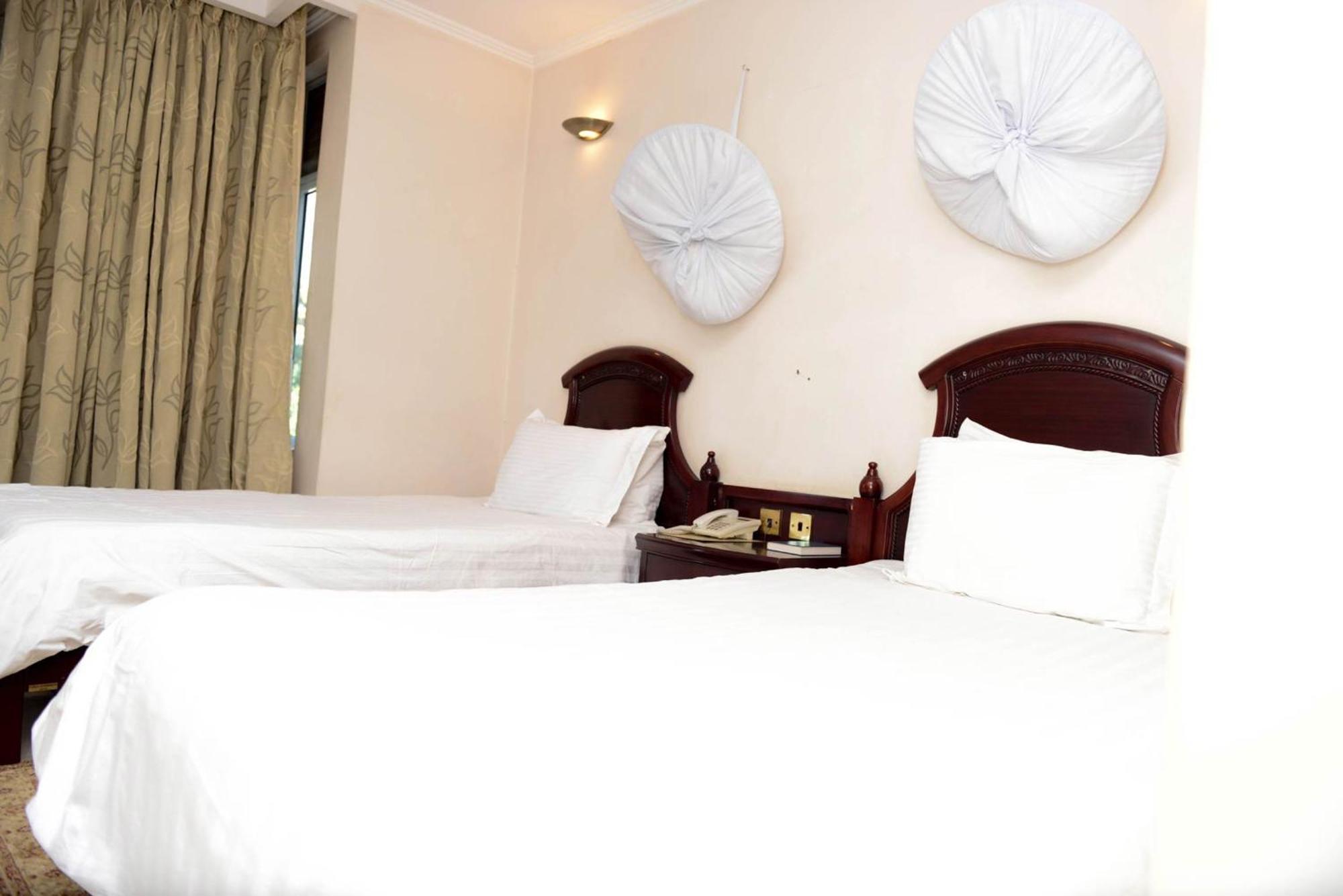 Room In Bb - This Twin Room Is A Wandeful Selection Kigali Ngoại thất bức ảnh